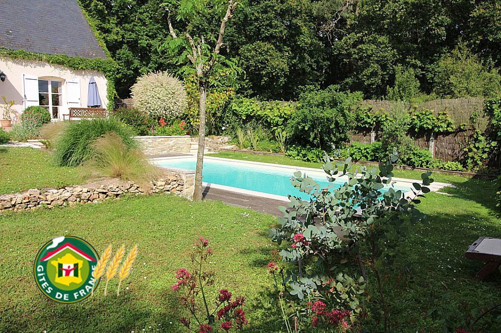 Bed and Breakfast Logis Du Lievre D'Or Montbazon Exterior foto